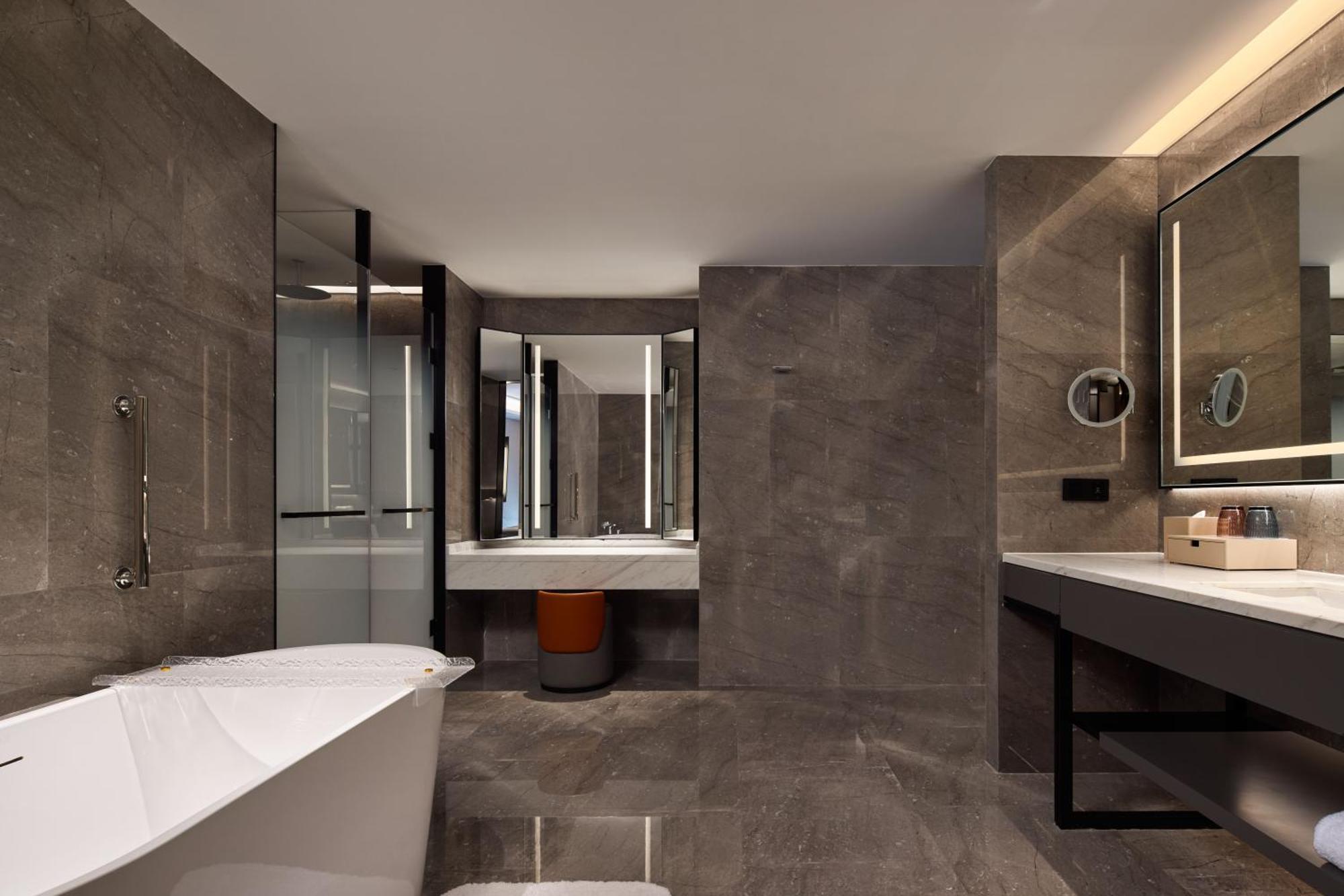 Radisson Blu Hotel, Stadium