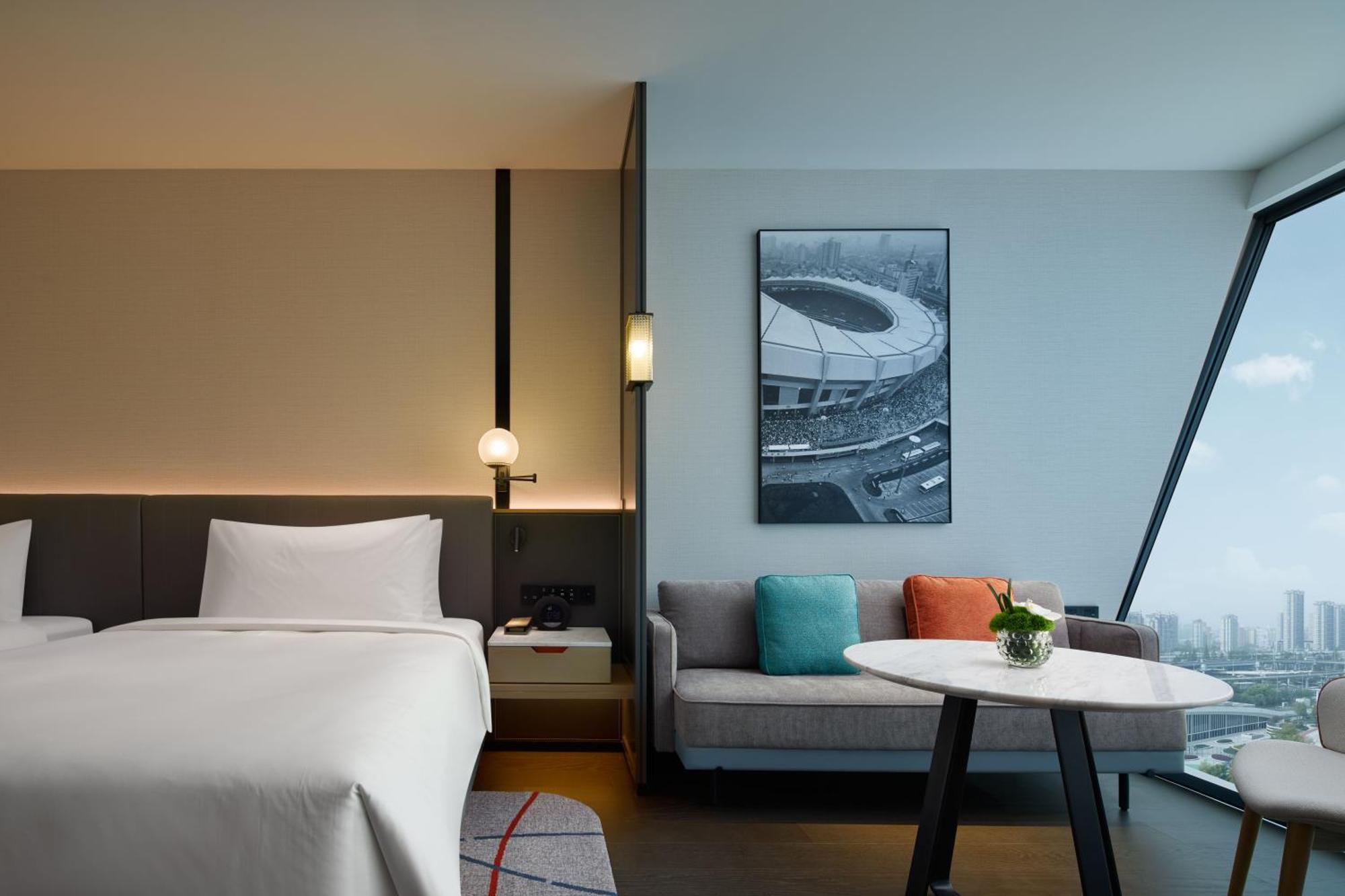 Radisson Blu Hotel, Stadium 5*