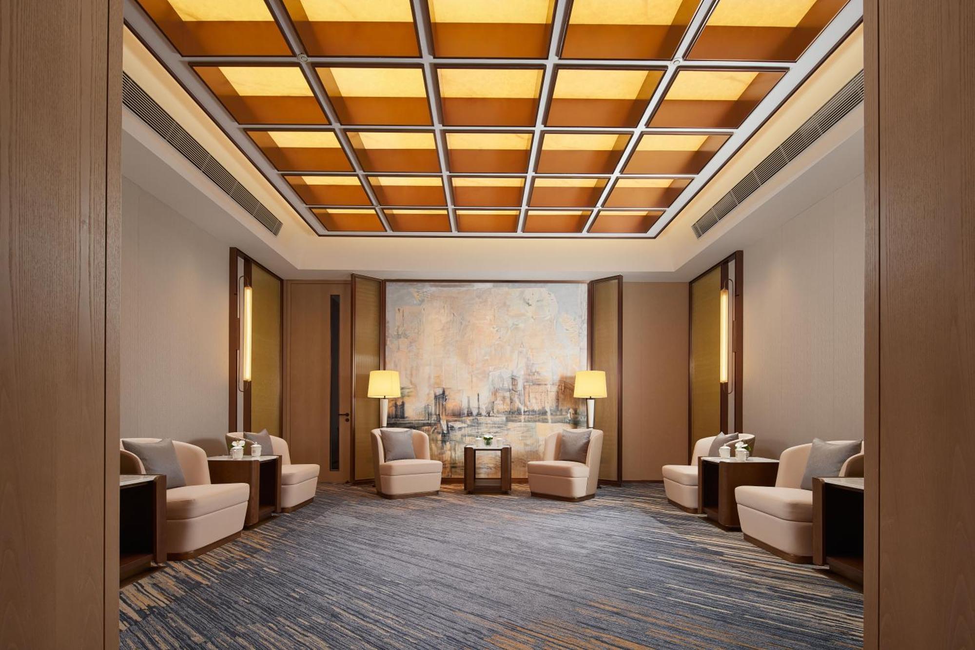 Radisson Blu Hotel, Stadium Hotel